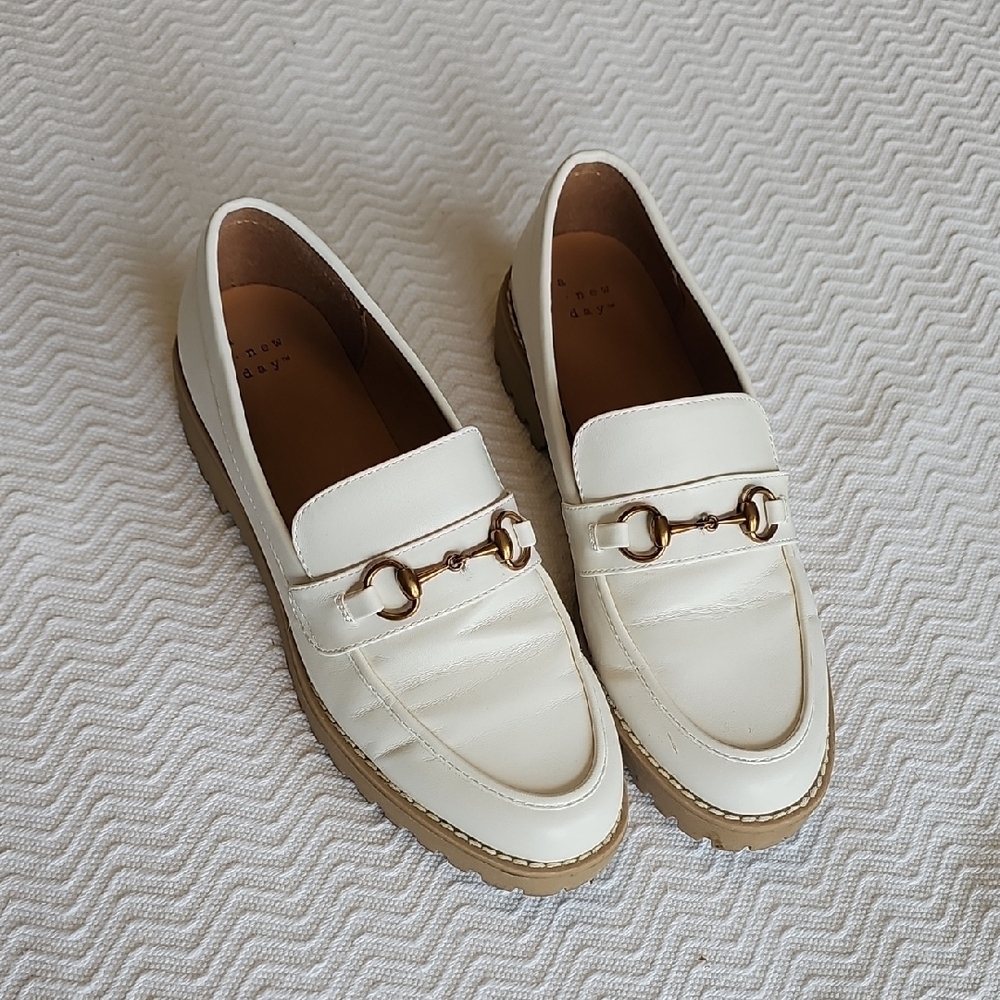 A New Day White Cream Loafers with Gold Accent